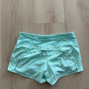Lululemon shorts size 6